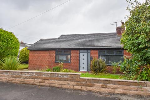 2 bedroom semi-detached bungalow for sale, Dellside Close, Ashton-In-Makerfield, Wigan, WN4 0ND