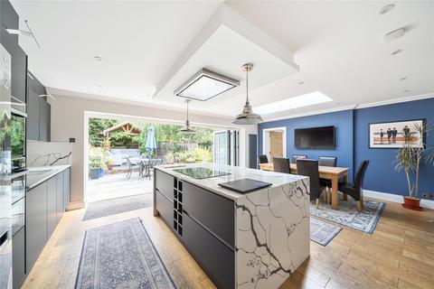 6 Kevan Drive, Send, Woking, GU23 7BU