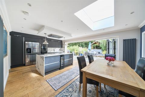 6 Kevan Drive, Send, Woking, GU23 7BU
