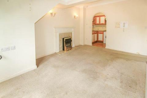 1 bedroom retirement property for sale, Beechwood Gardens, Caterham, CR3