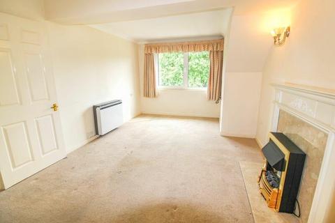 1 bedroom retirement property for sale, Beechwood Gardens, Caterham, CR3