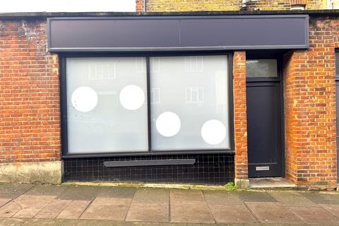 Retail property (high street) to rent, 299-301 Lavender Hl London SW11 1LN