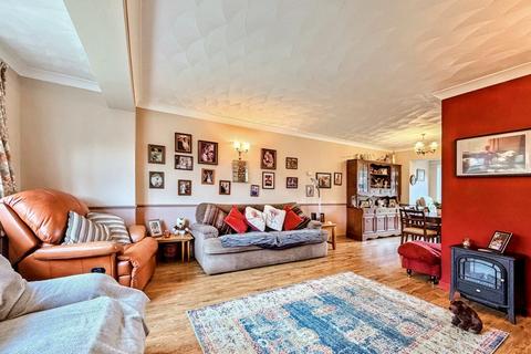 undefined, 15 Croft Way, Weedon, NN7 4QX