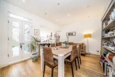 undefined, Napier Road, Old Isleworth TW7