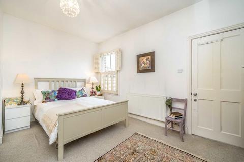 undefined, Napier Road, Old Isleworth TW7