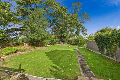 2 bedroom bungalow for sale, Bromeswell Road, Ipswich, Suffolk, IP4