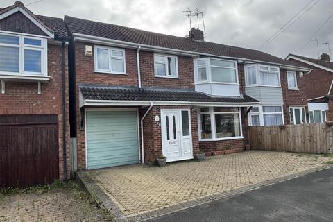 4 bedroom semi-detached house for sale, Ledwell Drive, Glenfield, Leicester