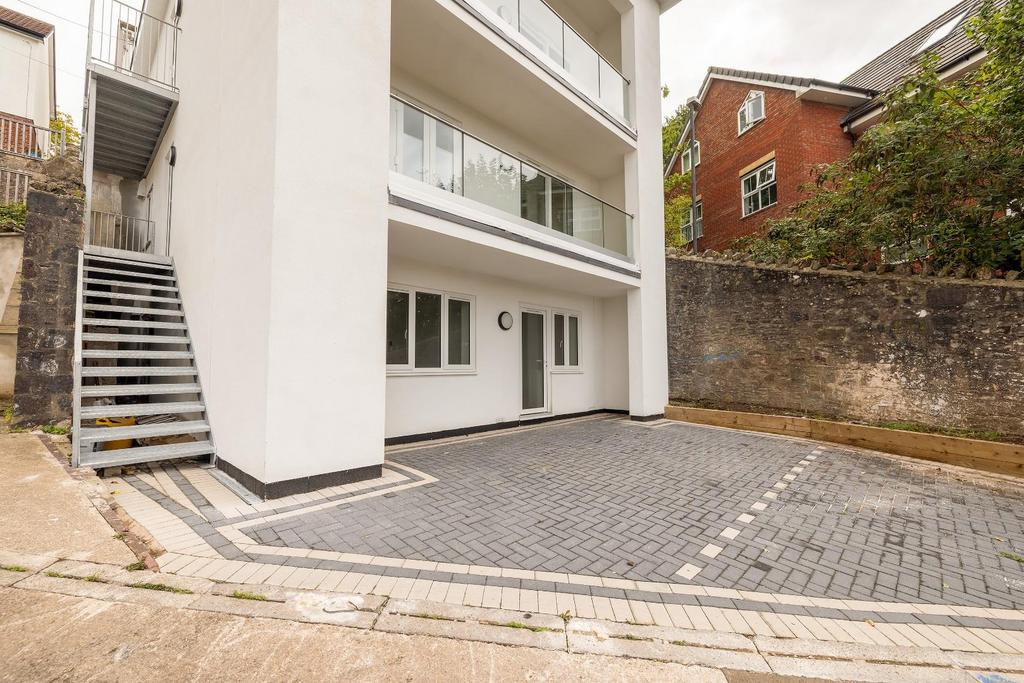 014 A4886-CHARLIEN.jpg