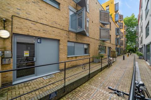 undefined, Paradise Park, Hackney, E5