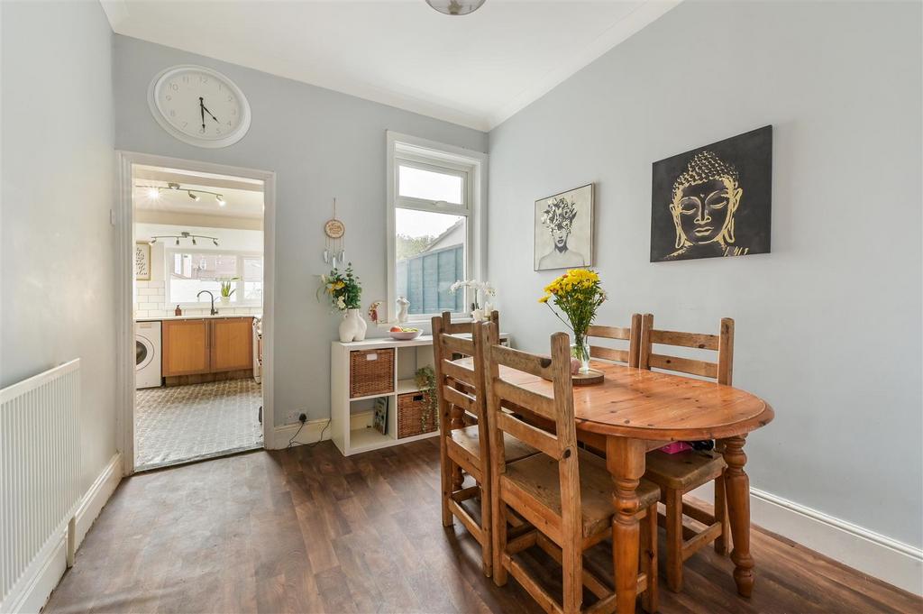 Dining Room.jpg