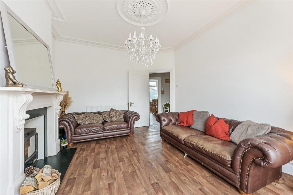 Sitting Room.jpg