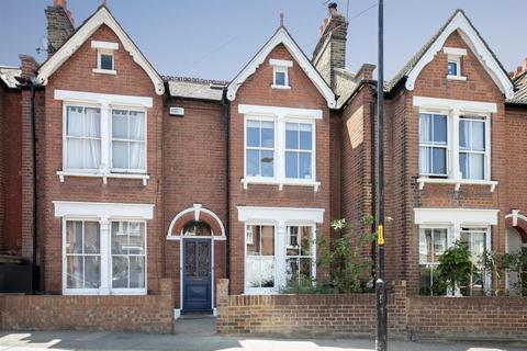 45a Waveney Avenue, London, SE15 3UQ