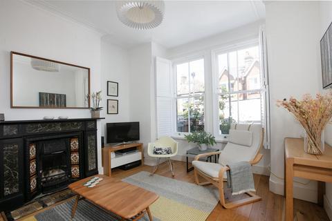 45a Waveney Avenue, London, SE15 3UQ