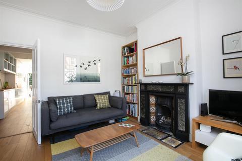 45a Waveney Avenue, London, SE15 3UQ
