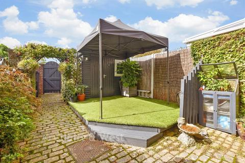 3 bedroom terraced house for sale, Berrymeade Walk, Ifield, Crawley, West Sussex