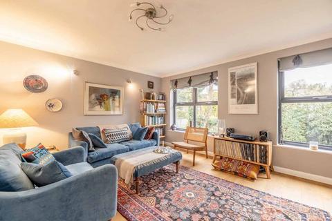undefined, Agars Place, Datchet SL3