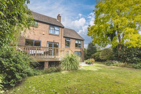 undefined, Agars Place, Datchet SL3