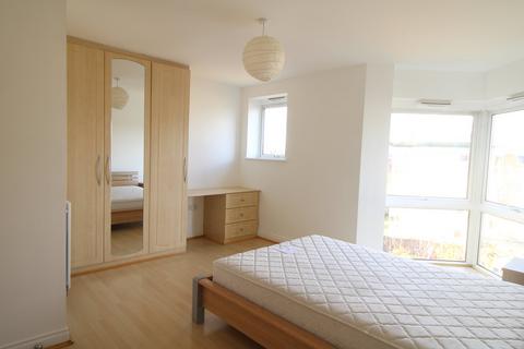 2 bedroom flat for sale, 41 Sparkes Close, Bromley, BR2