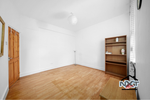 33 Radlix Road, London, E10 7BD