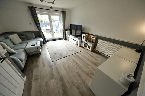 undefined, Medlar Road, Little Thurrock