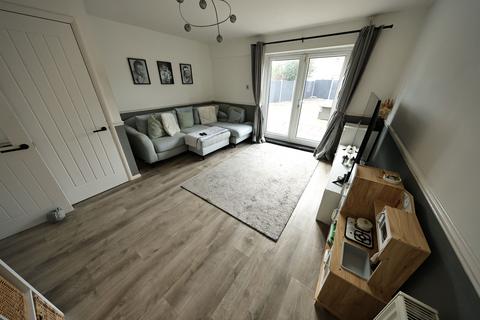undefined, Medlar Road, Little Thurrock