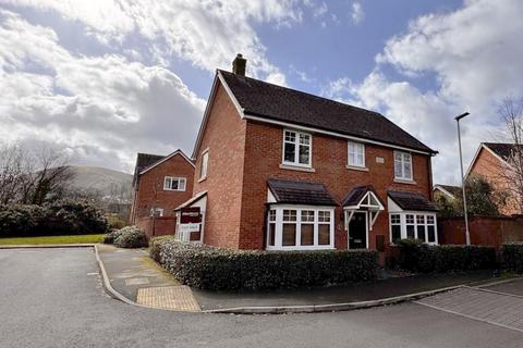4 bedroom detached house for sale, Randell Road, Malvern