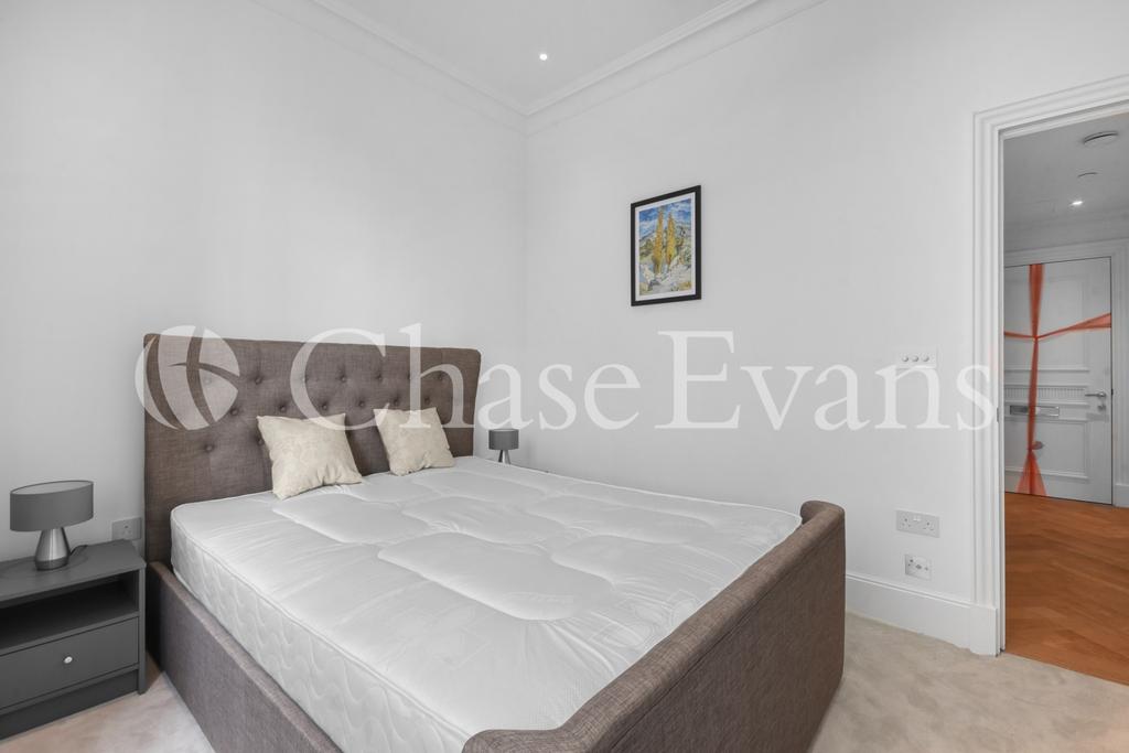 Apartment in Westminster - View 5