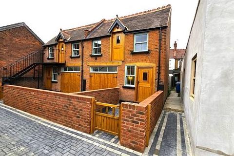 undefined, West Road, Westcliff on sea, Westcliff on sea,