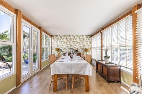 undefined, Elegant Art Deco Home with Annexe in Holt