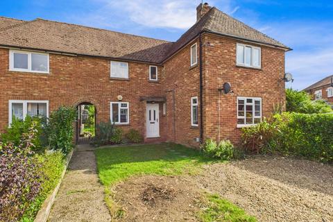 2 bedroom maisonette to rent, Briery Way, Amersham, Buckinghamshire, HP6