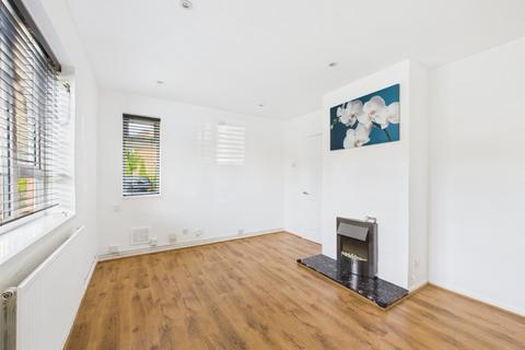 2 bedroom maisonette to rent, Briery Way, Amersham, Buckinghamshire, HP6