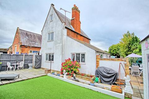 undefined, Ware Road, Tonwell SG12