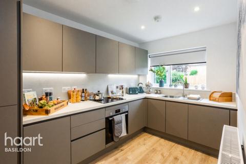 undefined, Ghyllgrove Place, Basildon