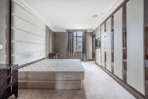 3 bedroom flat to rent, Rutland Gate, Kensington, London, SW7