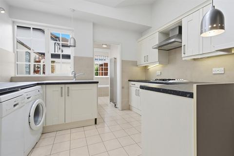3 bedroom terraced house for sale, Bakers Lane, Ingatestone, CM4