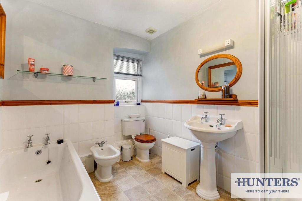 97995 Paddock House Swincar Avenue Yeadon  (18) -