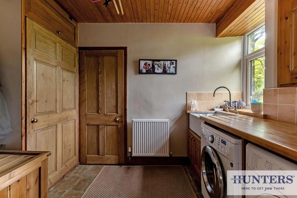 97995 Paddock House Swincar Avenue Yeadon  (8) - C