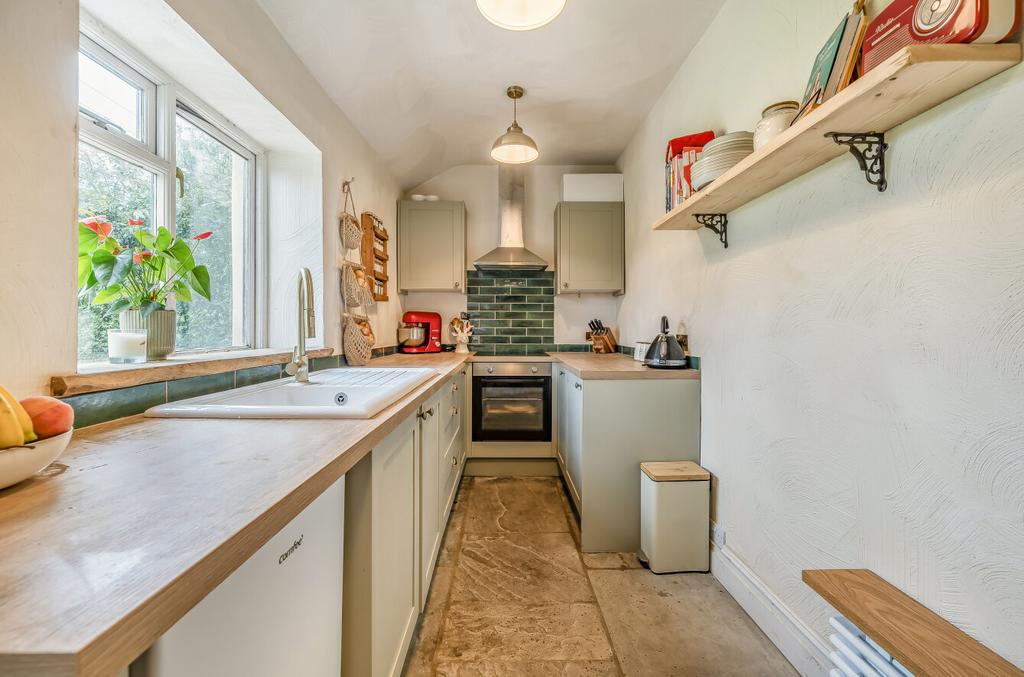 1355768-23-68cbf3...