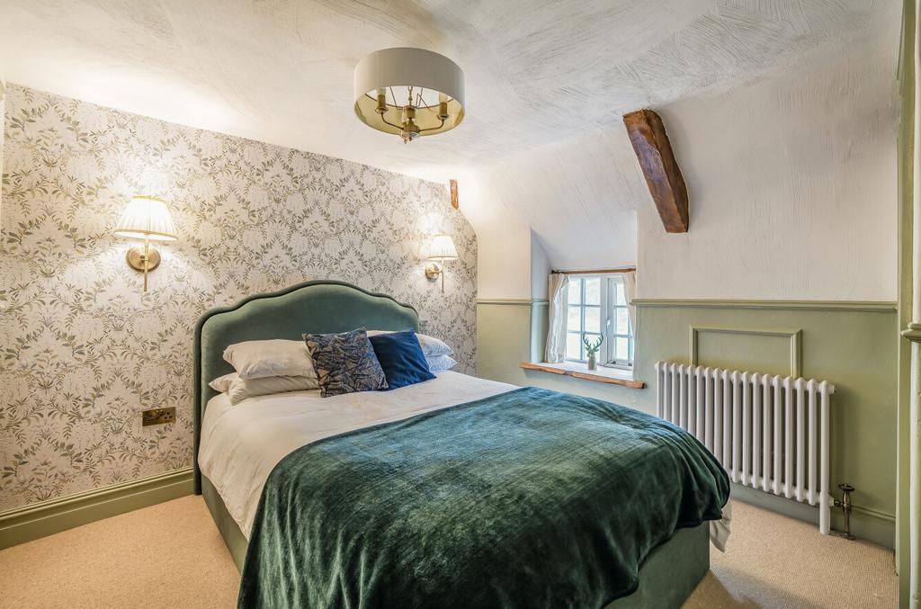 1355768-10-68cbf3...