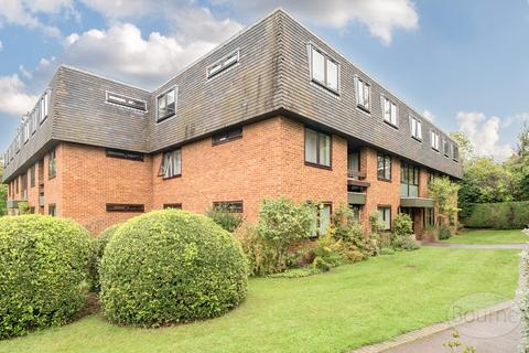 Great Austins, Farnham, Surrey, GU9