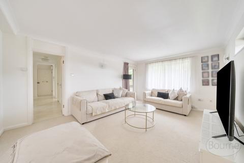 3 bedroom apartment for sale, Great Austins, Farnham, Surrey, GU9