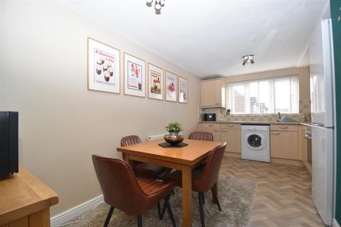 undefined, Cobham Green, Whitnash, Leamington Spa