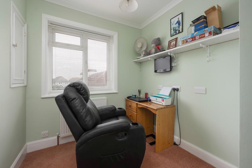 Bedroom/Office