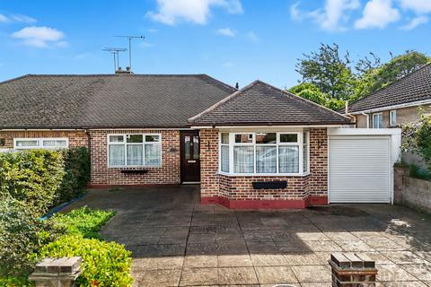 3 bedroom semi-detached bungalow for sale, Woodside, Leigh-on-sea, SS9 4
