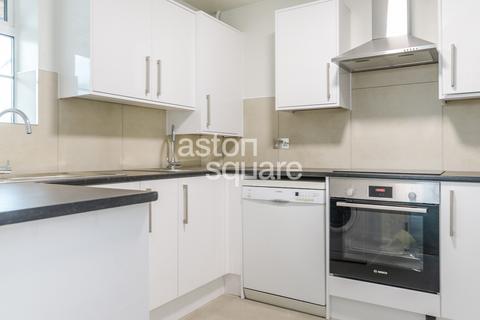 3 bedroom apartment to rent, Mulberry Close, London, NW4