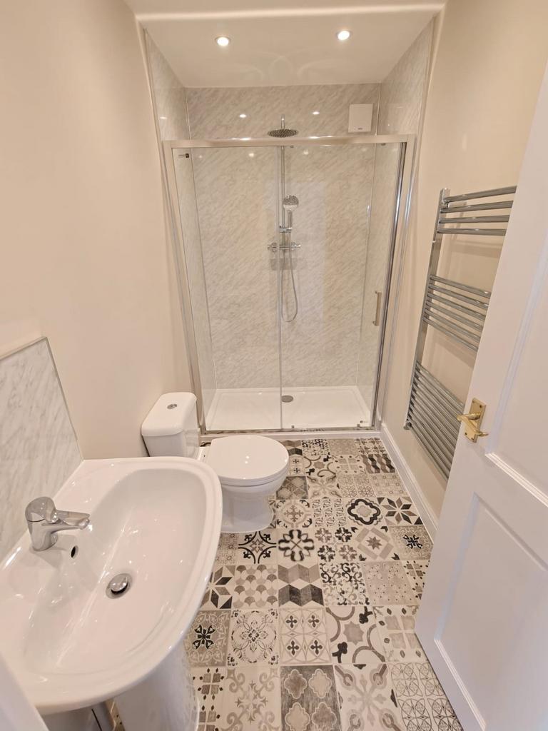 En Suite Bathroom