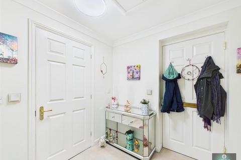 undefined, Millfield Court, Ifield RH11