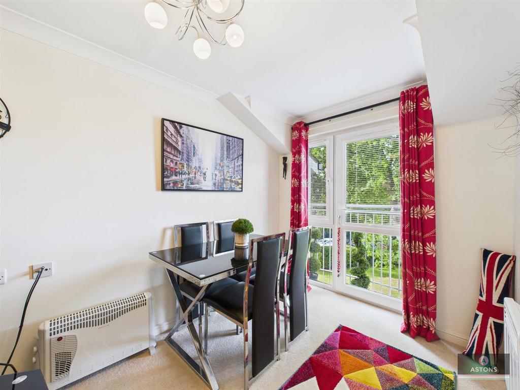 CAM04622 G0-PR0052-STILL008.jpg