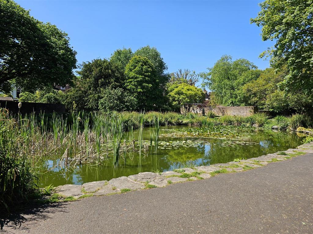 Jubilee Gardens