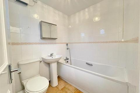 undefined, Beauchamps Drive, Wickford